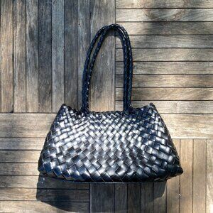 Gorgeous woven leather shoulder bag | Perfect condition | Free shipping!
